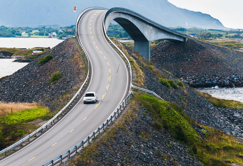 Storseisundet Bridge