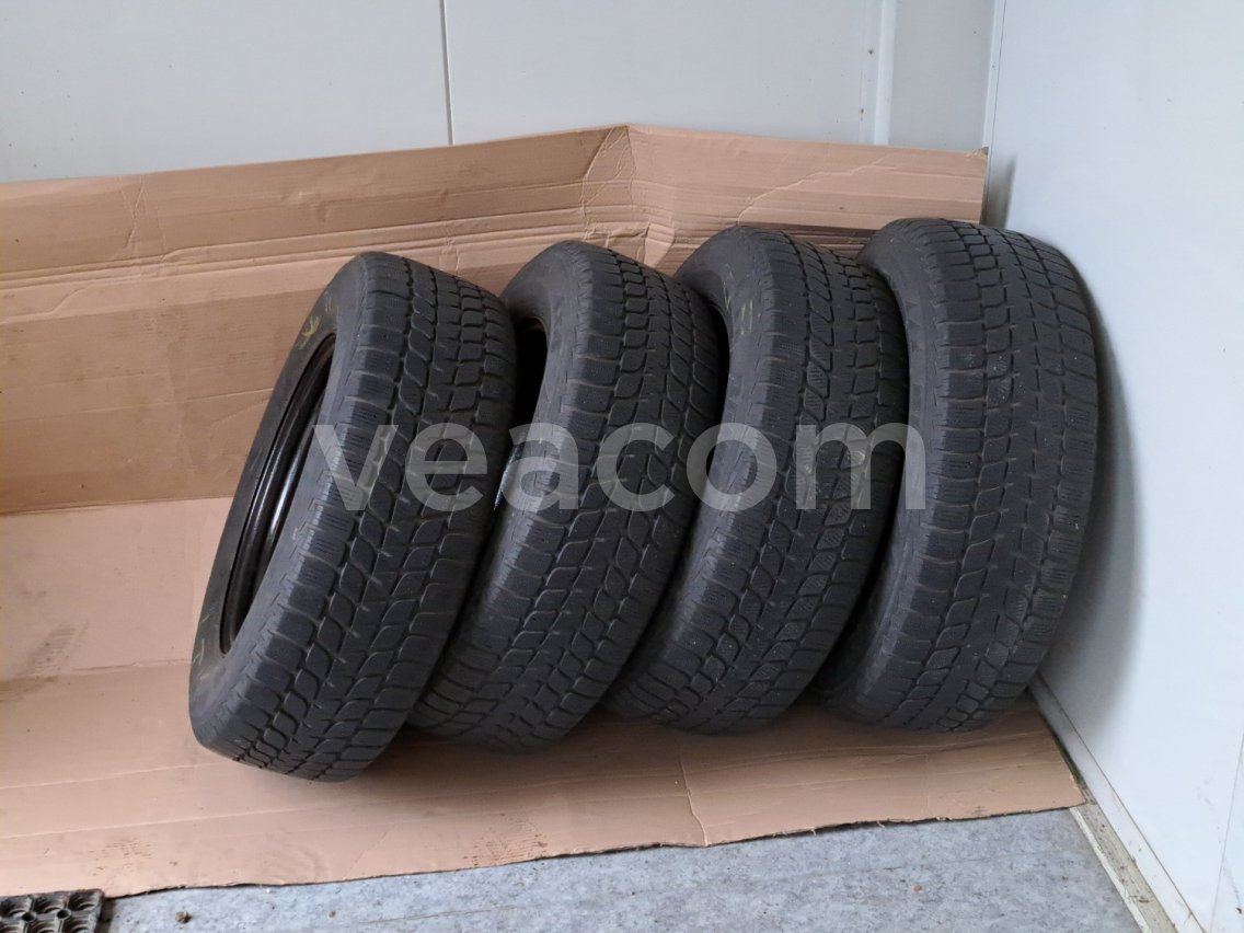 Aktuální aukce: #30986 BRIDGESTONE BLIZZAK LM25 M/S - Dražby