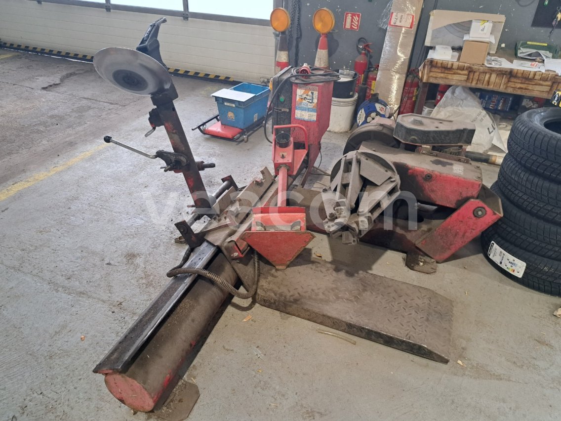 その他 B Upcoming auction: #13932 LC590 | Veacom