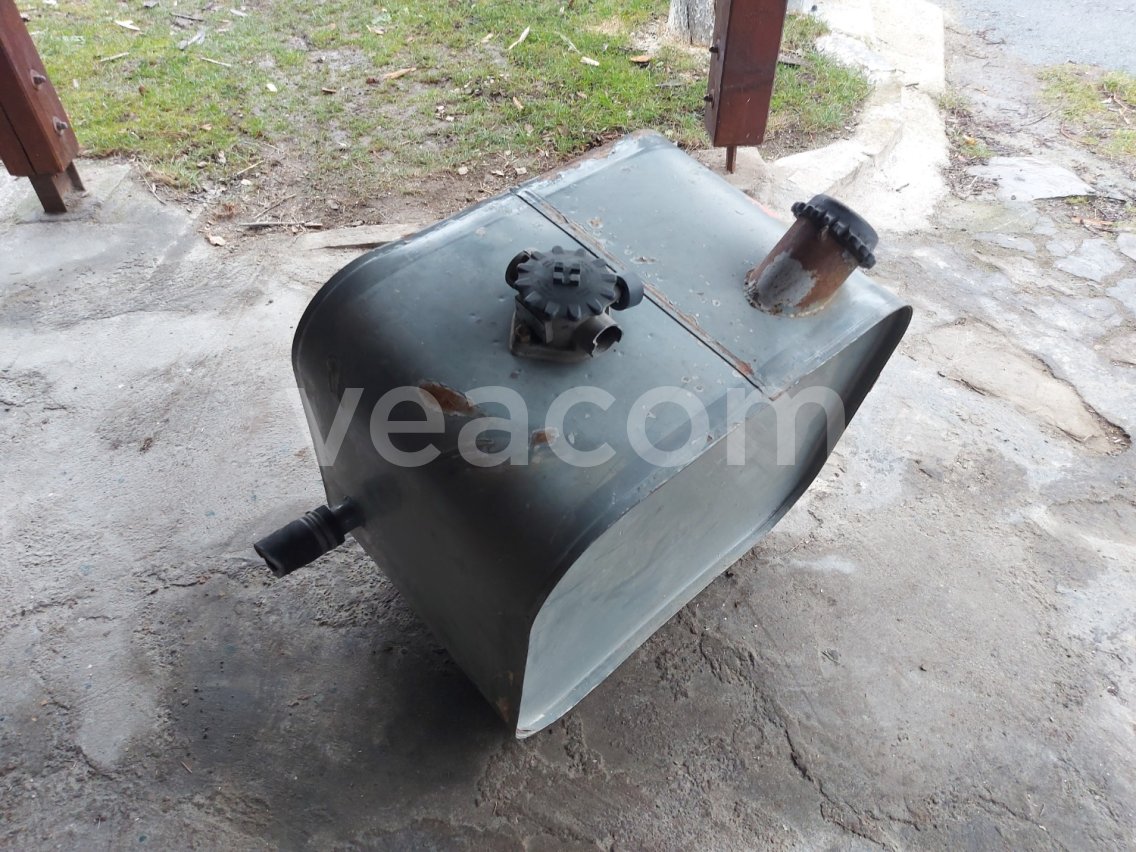 Upcoming auction: #15815 NÁDRŽ NA HYDRAULICKÝ OLEJ | Veacom