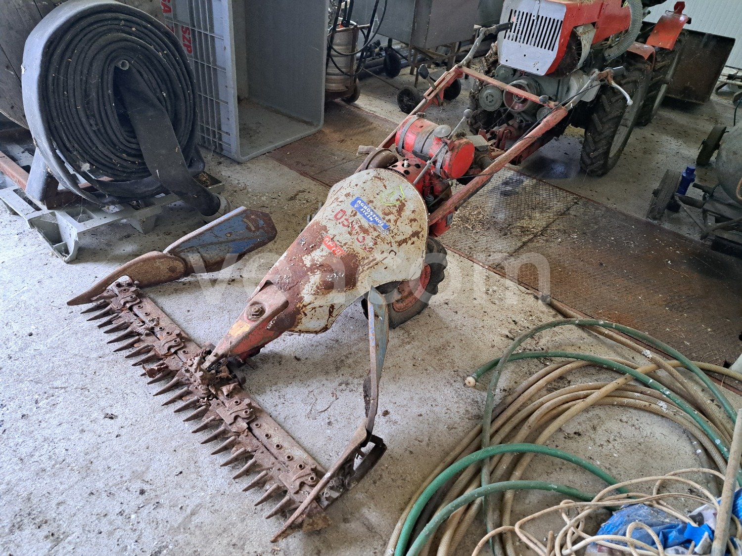 Upcoming auction: #25955 AGROSTROJ JIČÍN MF 70 + OBRACEČ SENA S0