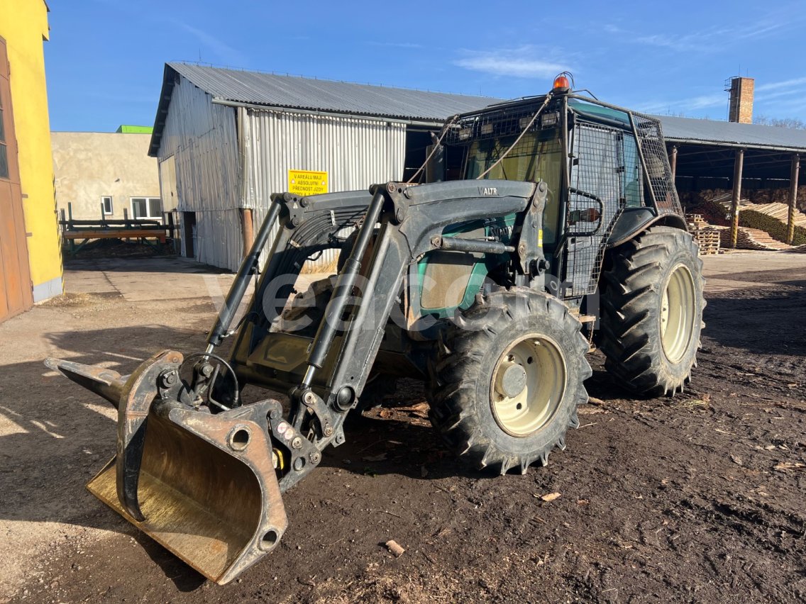 Upcoming auction: #26741 VALTRA A93 4X4 | Veacom