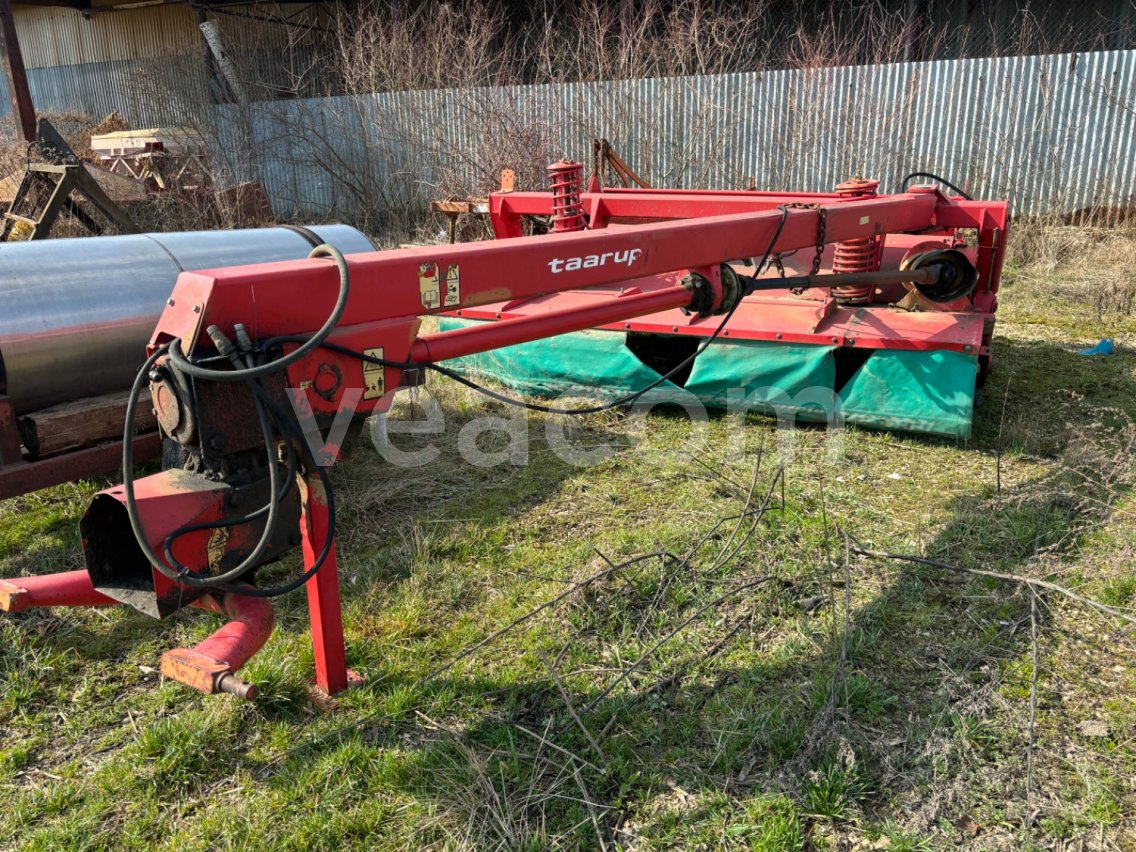 Upcoming auction: #28666 KVERNELAND TAARUP 4032 | Veacom