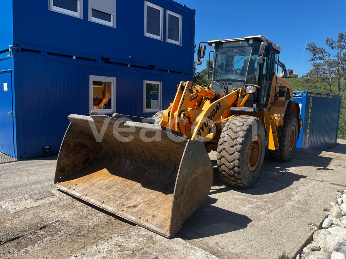 Upcoming auction: #29897 HYUNDAI HL940 | Veacom