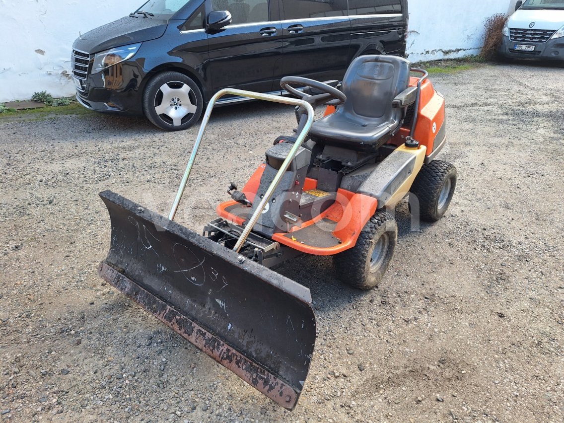 にんにん Upcoming auction: #37079 HUSQVARNA PF 21 AWD + SNĚHOVÁ RADLICE 125