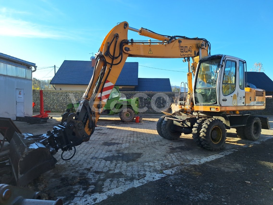 セット Upcoming auction: #39378 LIEBHERR A 904 C LITRONIC 4X4 | Veacom