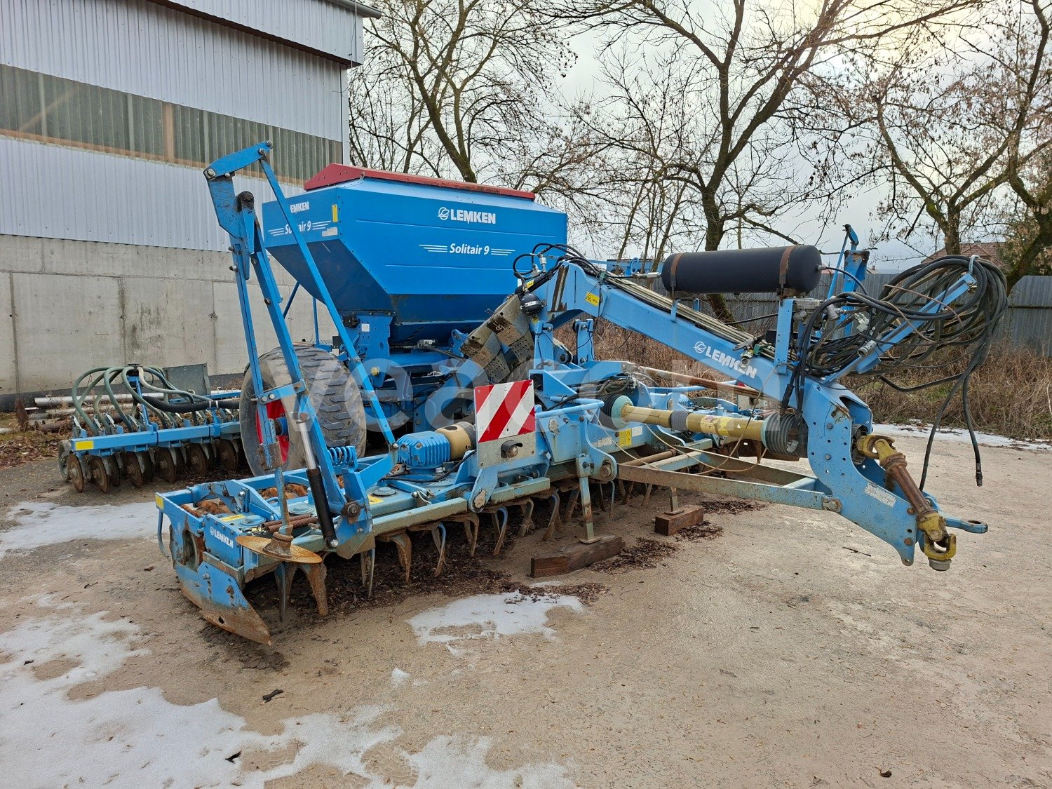 Upcoming auction: #39651 LEMKEN SOLITAIR 9/500 KA-DS + 10/500 KA