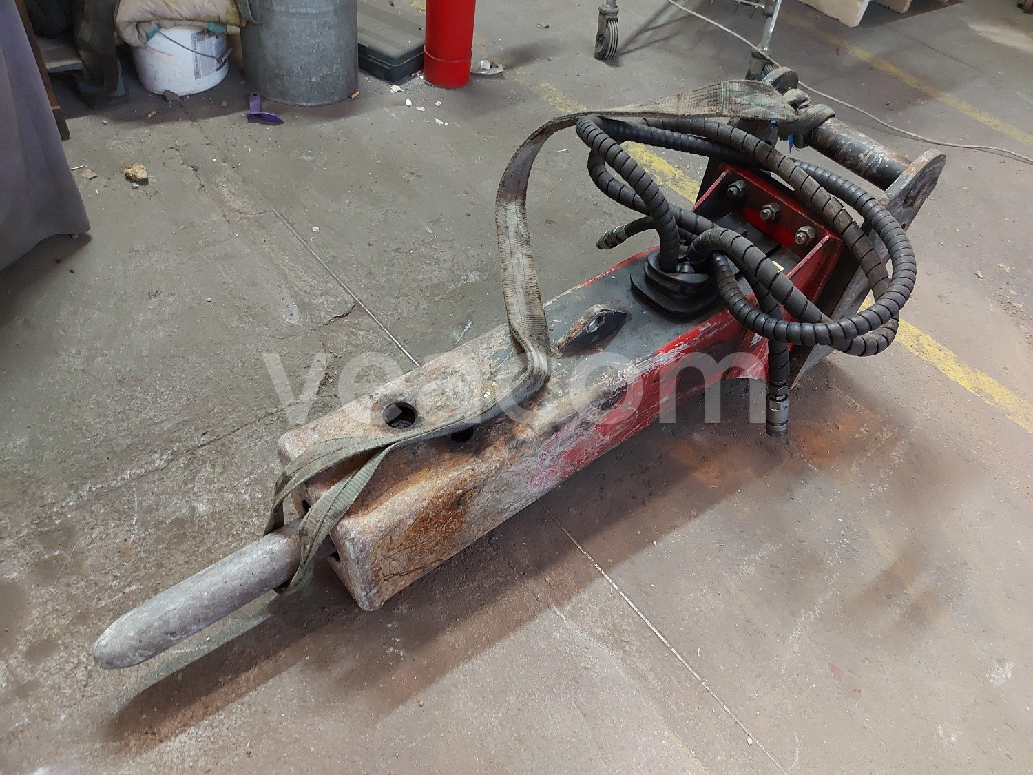 Upcoming auction: #4299 Hydraulické kladivo CHICAGO PNEUMATIC Rx6