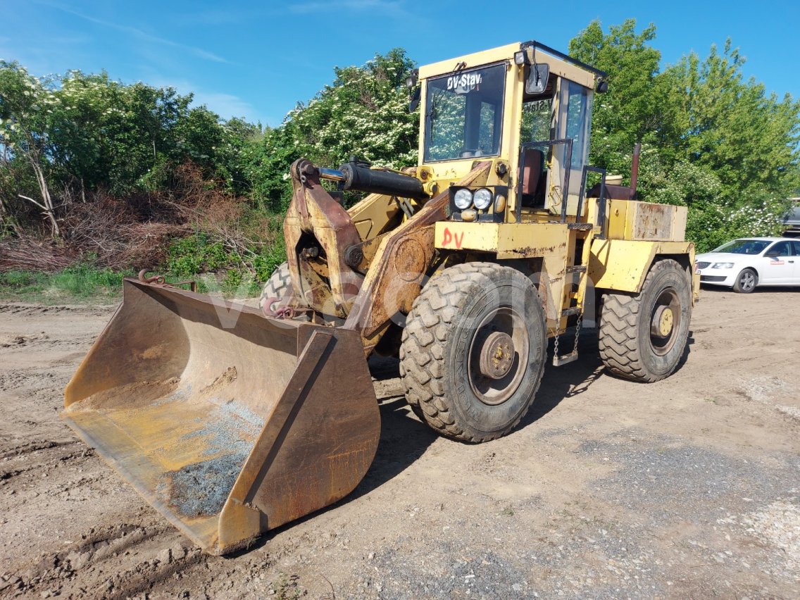Upcoming auction: #5602 ZTS UNK 320 | Veacom