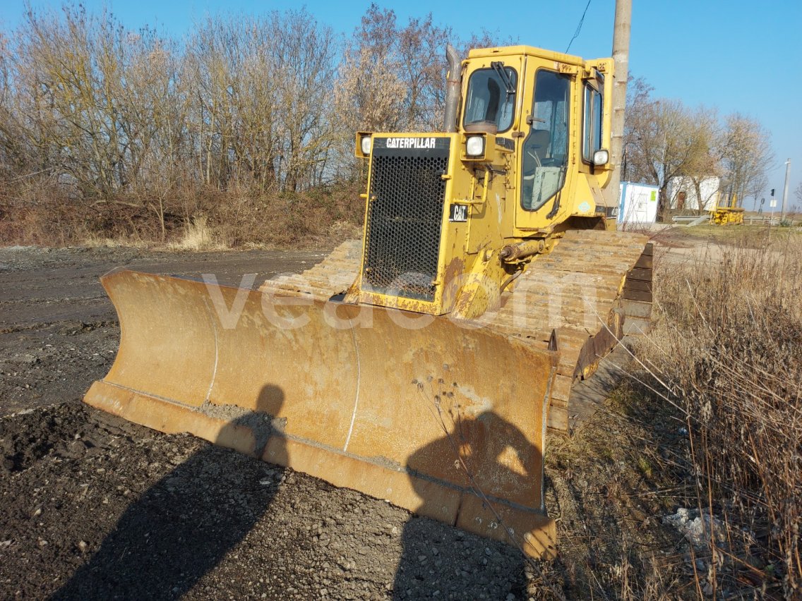 Upcoming auction: #8966 CAT D4 LGP | Veacom