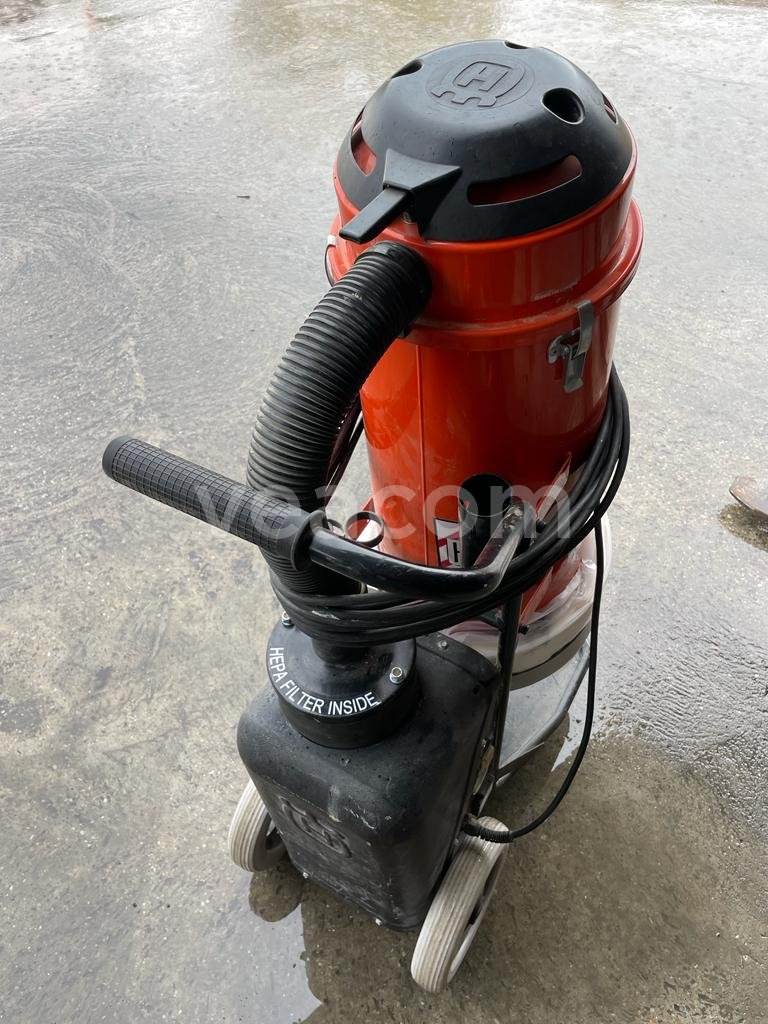 Upcoming auction: #10792 HUSQVARNA S13 | Veacom