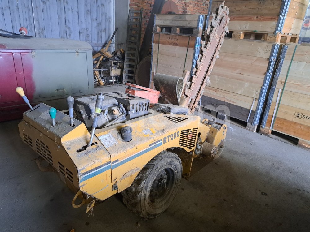Aukcja internetowa: VERMEER  RT200