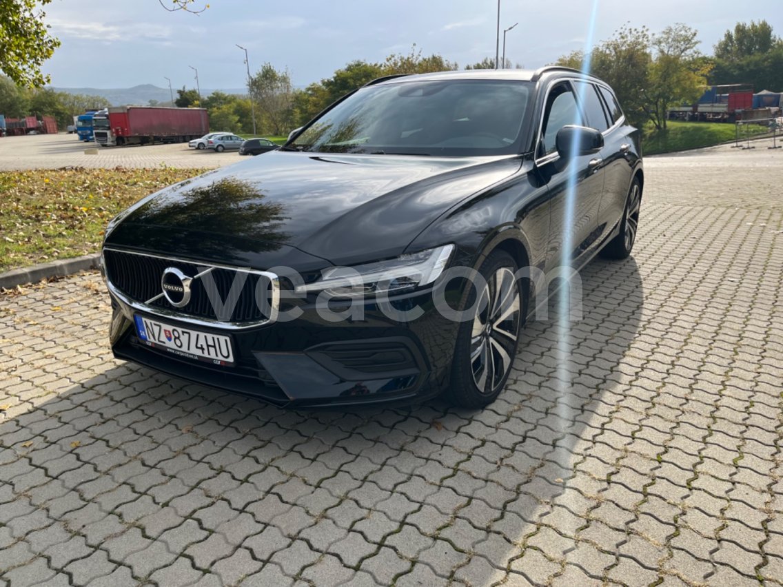 Online árverés: VOLVO  V60