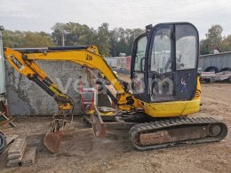 Online aukce: JCB  8030