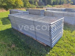 Online aukce:   JOHNNY SERVIS 3,45 X 1,20 M - 30KS (3)