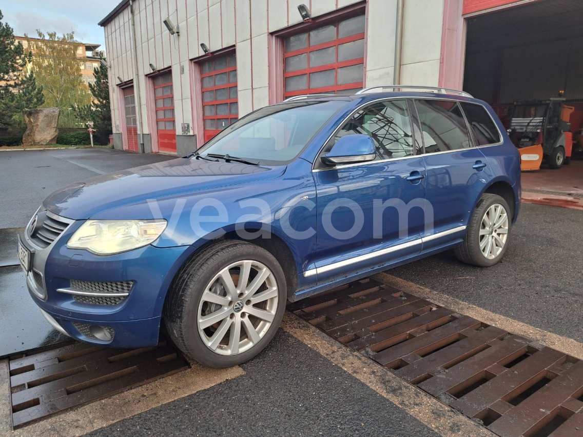 Aukcja internetowa: VOLKSWAGEN  TOUAREG 4X4