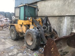 Online árverés: VOLVO  L40B