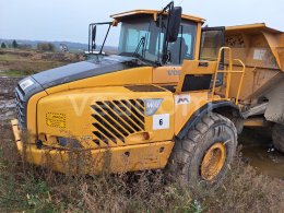 Online aukce: VOLVO  A40D
