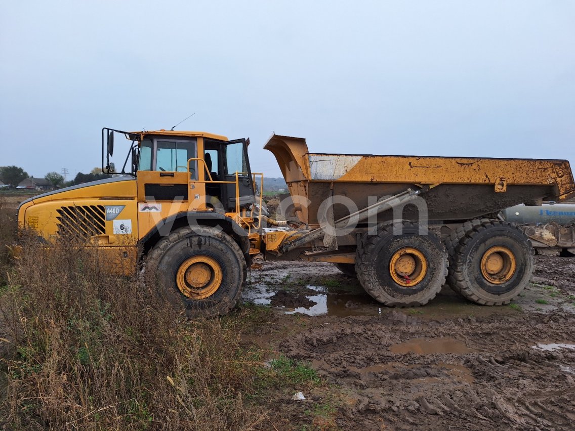 Online aukce: VOLVO  A40D