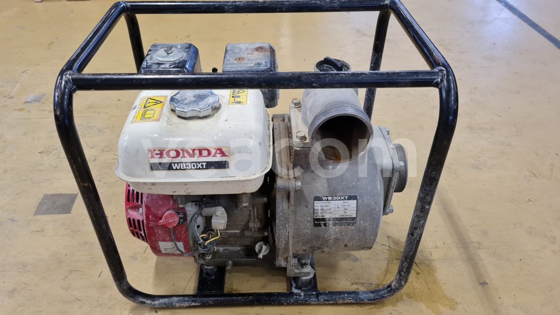 Online aukce:   HONDA WB30XT
