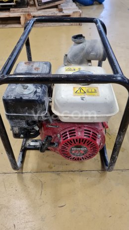Online aukce:   HONDA WB30XT