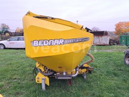 Online aukce:   BEDNAR FERTI-BOX FB 4000