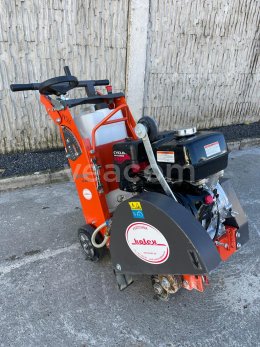 Online aukce:  HUSQVARNA FS 400 LV