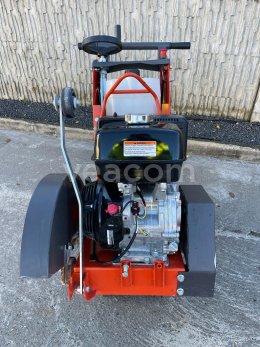 Online aukce:   HUSQVARNA FS 400 LV