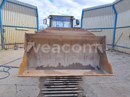 Online aukce: CATERPILLAR  906