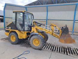 Online aukce: CATERPILLAR  906