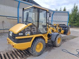 Online aukce: CATERPILLAR  906
