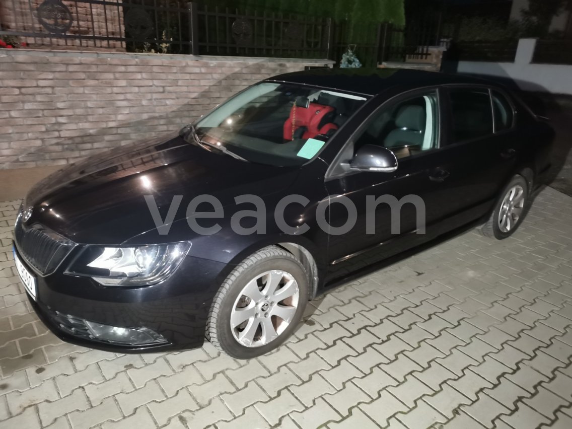 Online aukce: ŠKODA  SUPERB