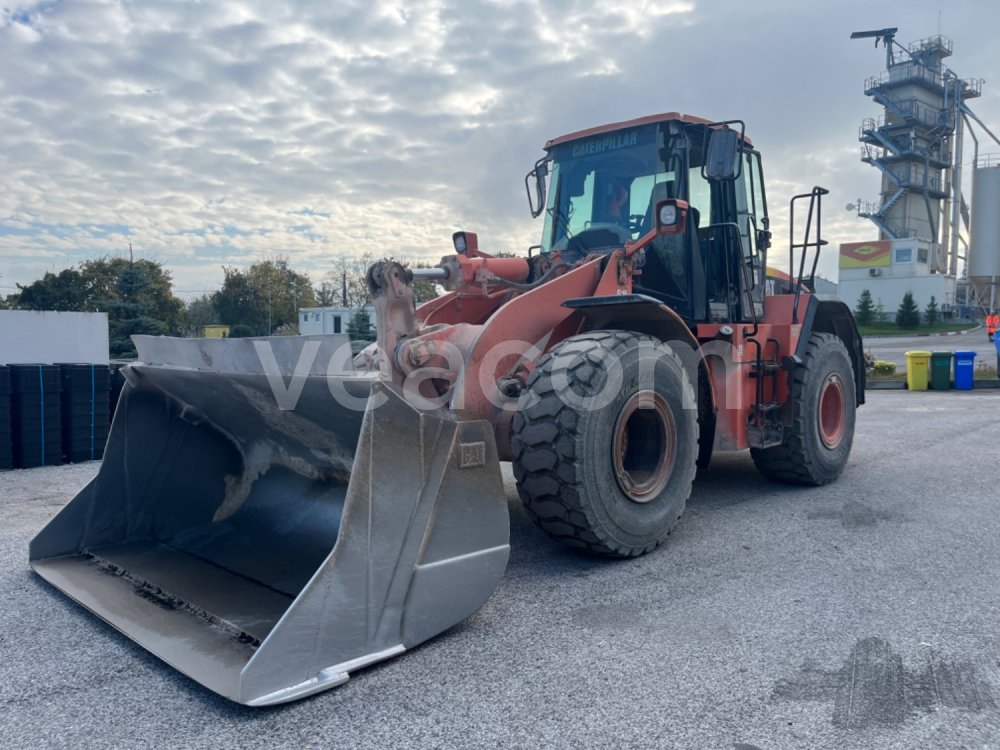 Online aukce: CATERPILLAR  950G