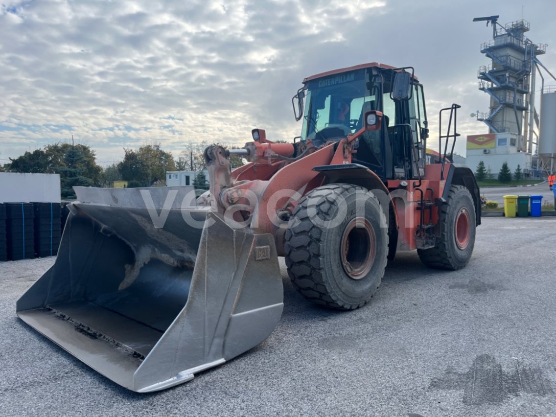Online aukce: CATERPILLAR  950G