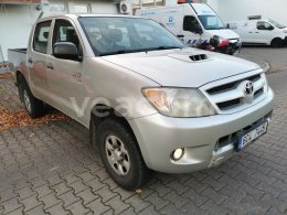 Online aukce: TOYOTA  HILUX 4X4