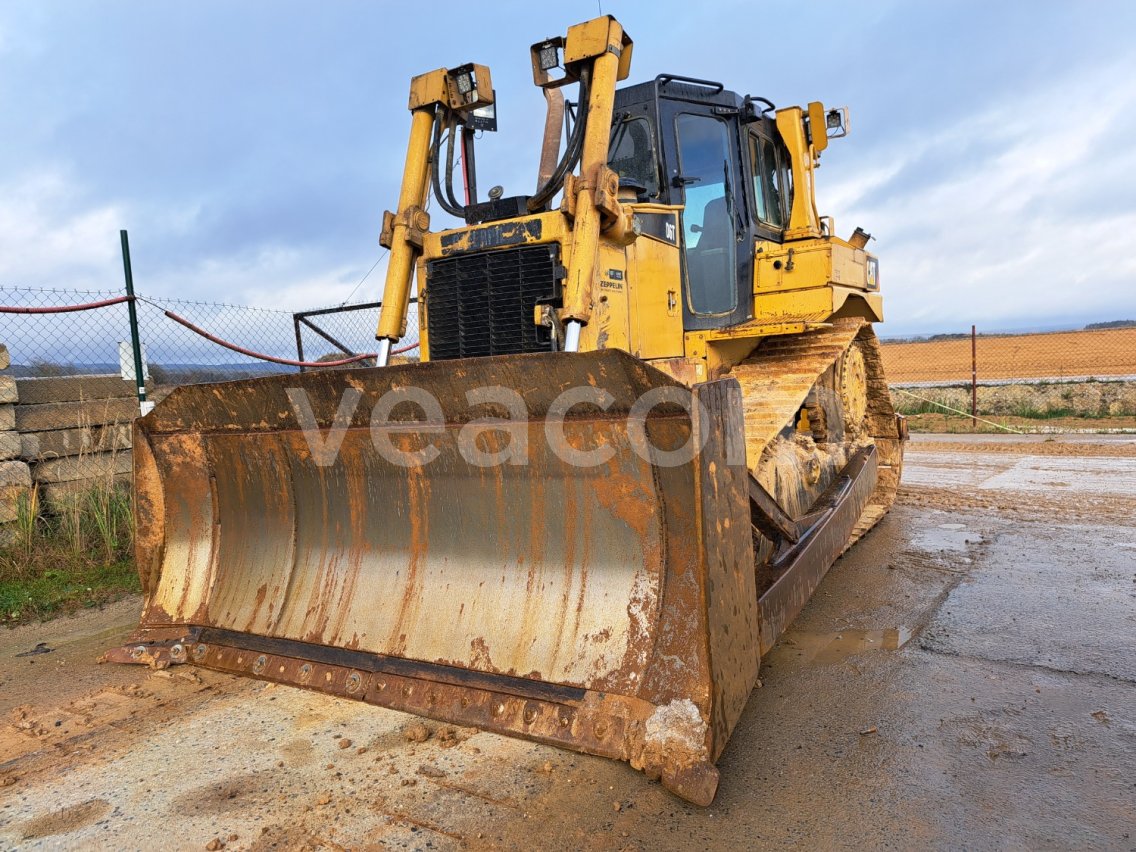 Online aukce: CATERPILLAR  D6T