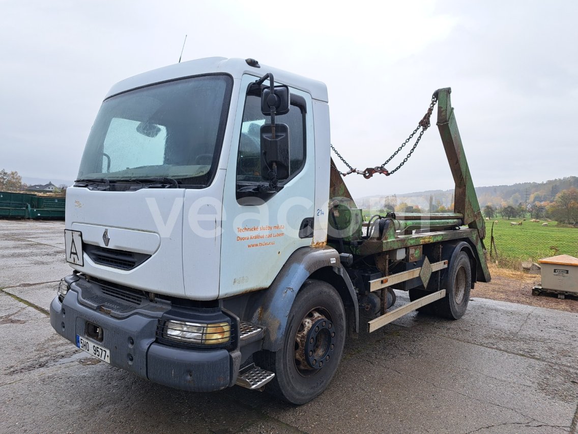Online aukce: RENAULT  MIDLUM 220.18