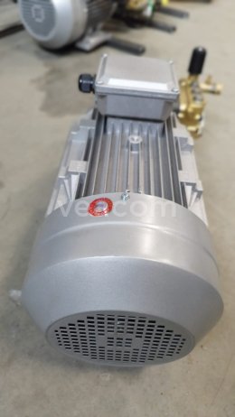 Online aukce:   ELEKTROMOTOR YE3-132M-4