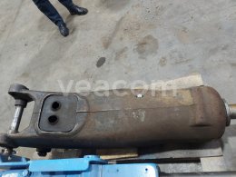 Online aukce:   HYDR.KLADIVO CAT H65, NA CAT 303.5