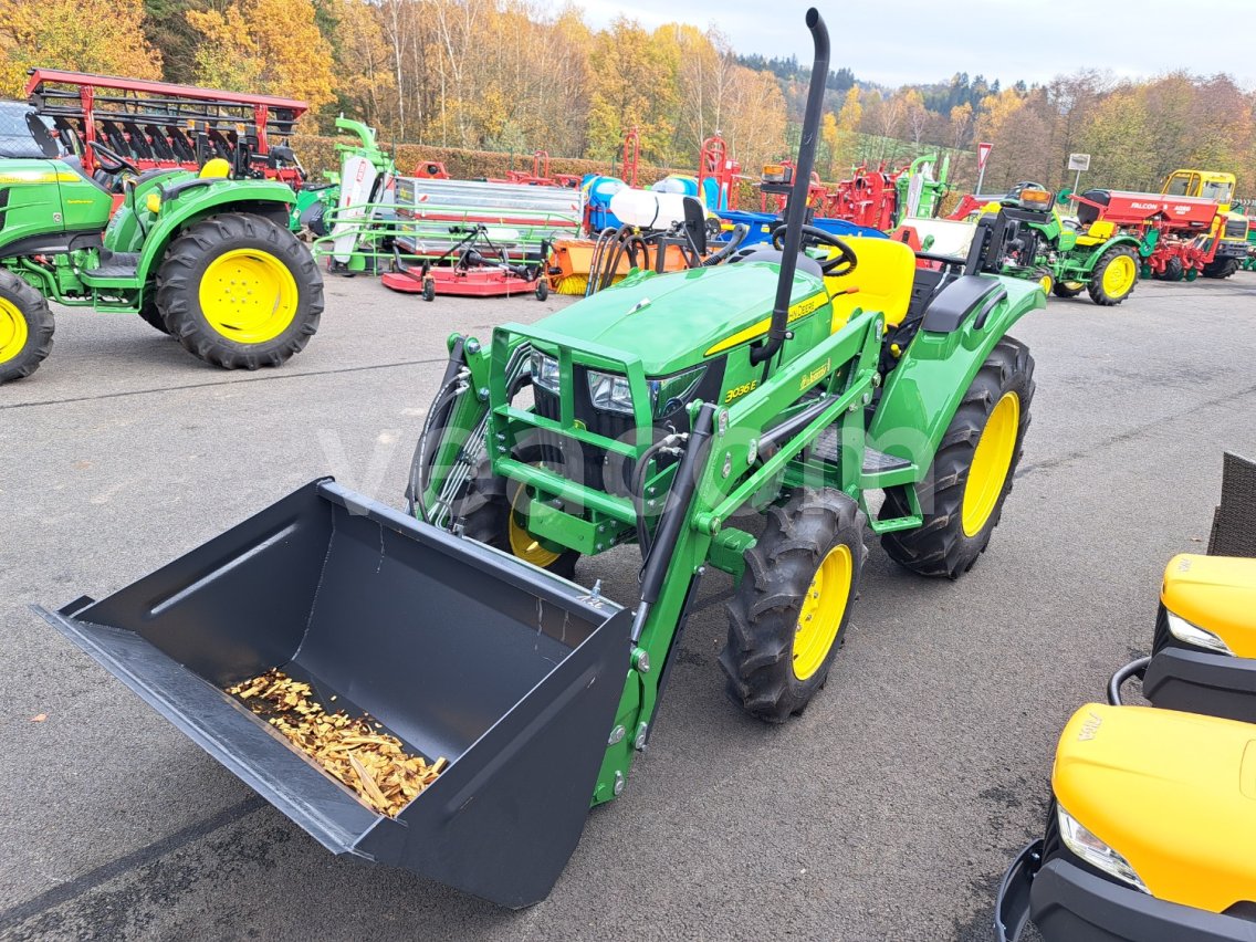 Aukcja internetowa: JOHN DEERE  3036 E