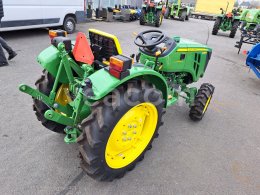 Online aukce: JOHN DEERE  3028 EN
