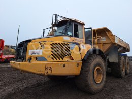 Online aukce: VOLVO  A40D