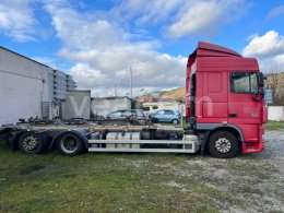 Online auction: DAF  FAR XF105