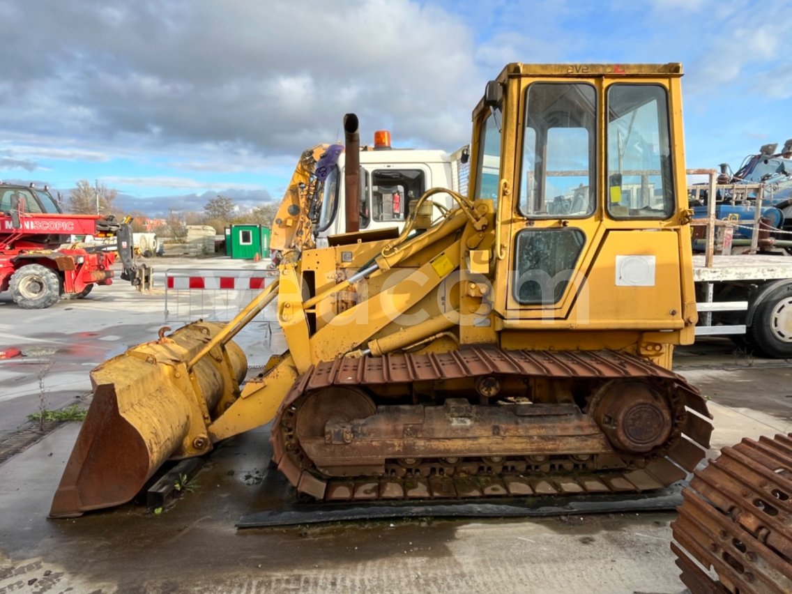 Online aukce: CATERPILLAR  931C
