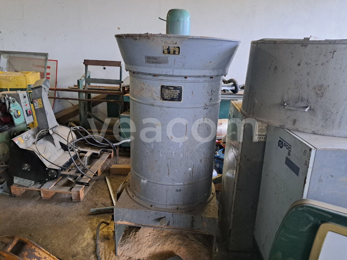 Online auction:   SAJAX