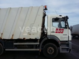 Online auction: MERCEDES-BENZ  2528 L 6X2/4