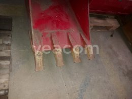 Online aukce:   TAKEUCHI 60 CM - ZUBY