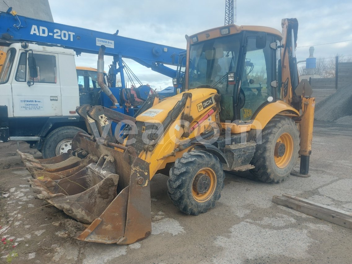 Online aukce: JCB  3CX