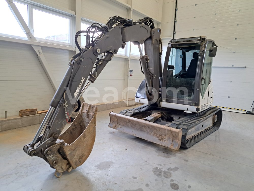 Online aukce: MECALAC  8 MCR