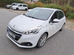 Online aukce: PEUGEOT  208